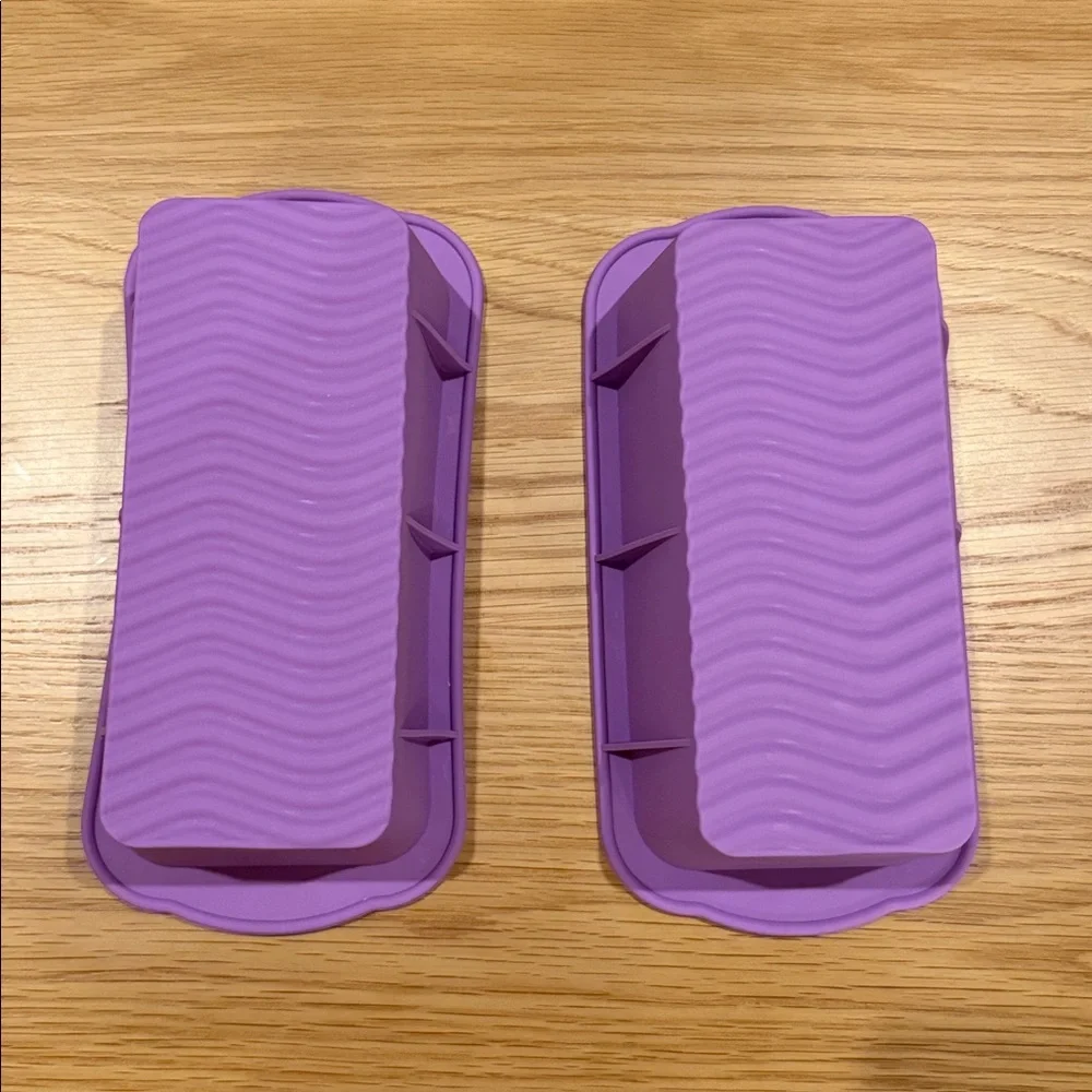 Lot Of 2 Silicon Bread And Loaf Pans. - Picture 3 of 5